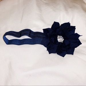 NWOT Navy blue flower with rhinestone headband bow